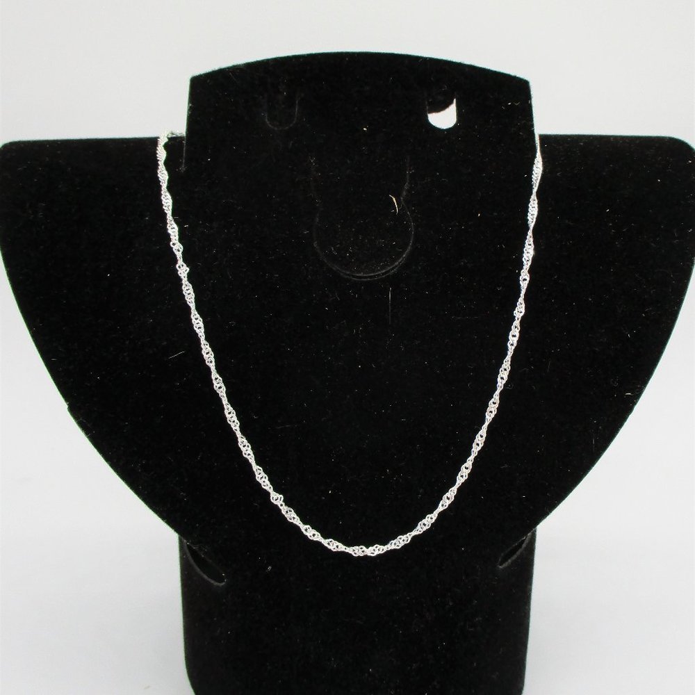 Italian Singapore Chain in Solid Sterling Silver: 16"